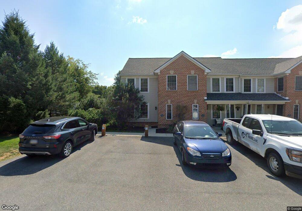 4002 Bradford Cir unit B26, Mount Joy, PA 17552 - photo 1