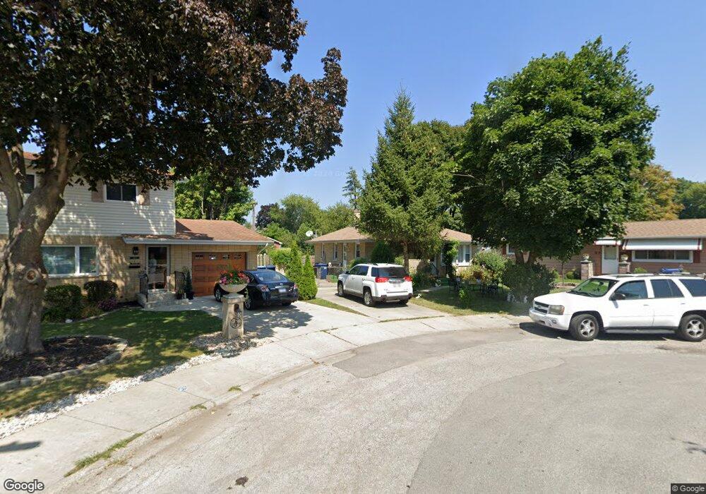 29 Hillman Ct, Waukegan, IL 60085 - photo 1