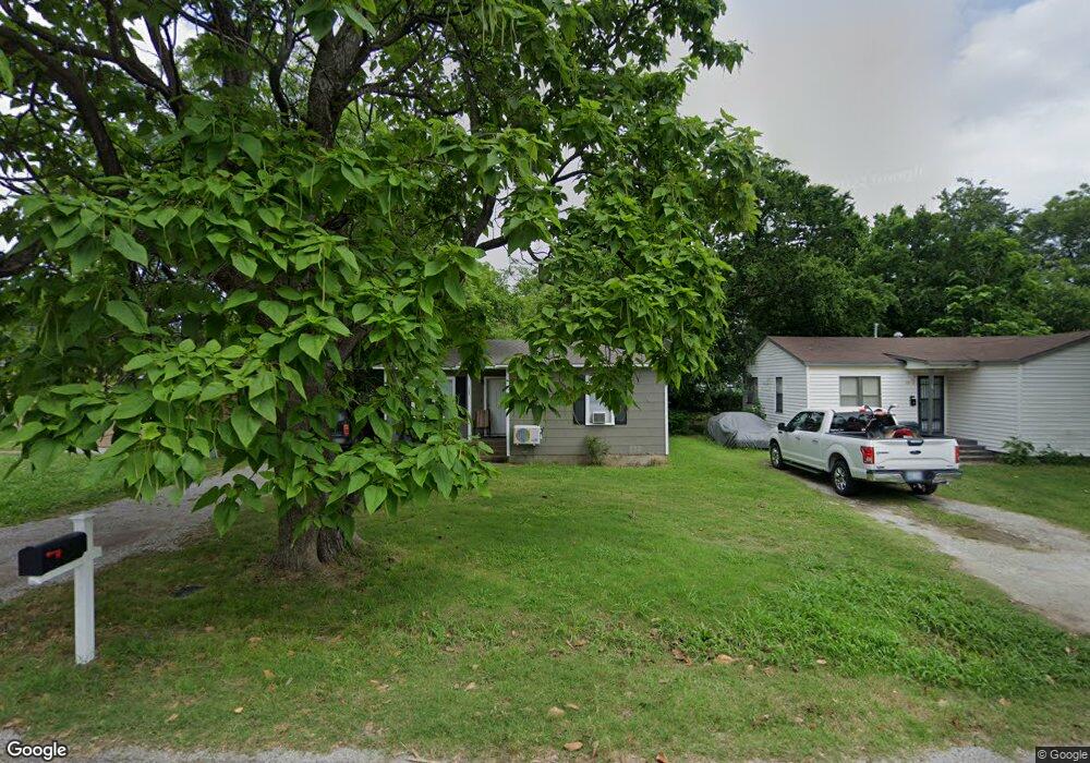 1204 A St SE, Ardmore, OK 73401 - photo 1