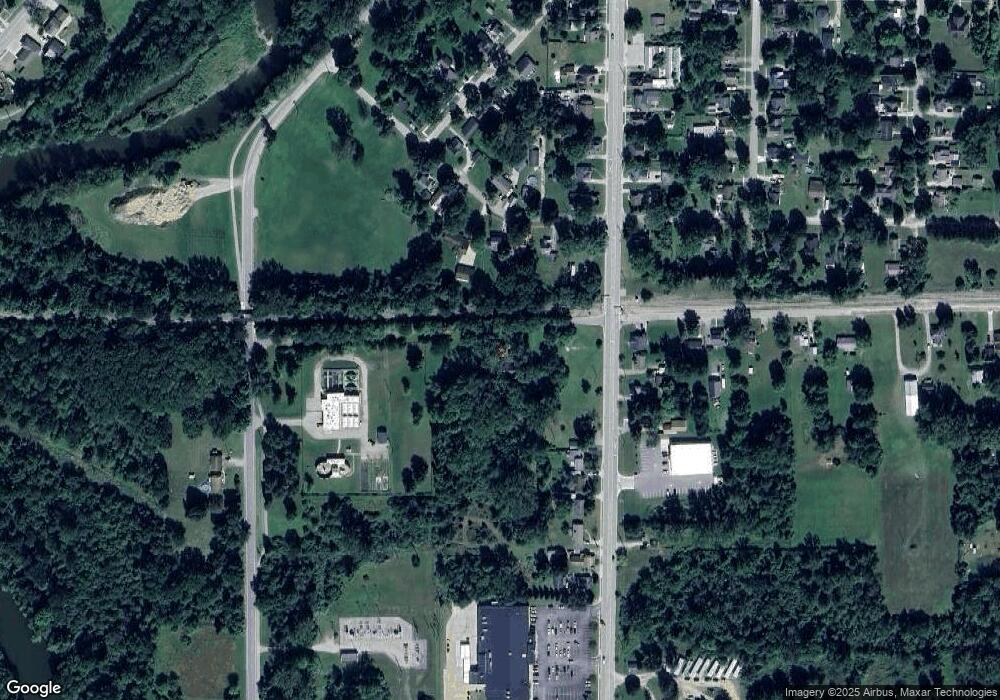 268 Beech St, Vassar, MI 48768 - photo 1