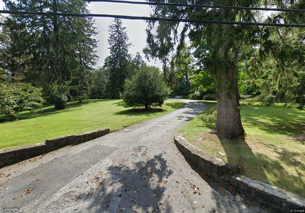 1923 Ruxton Rd, Towson, MD 21204 - photo 1