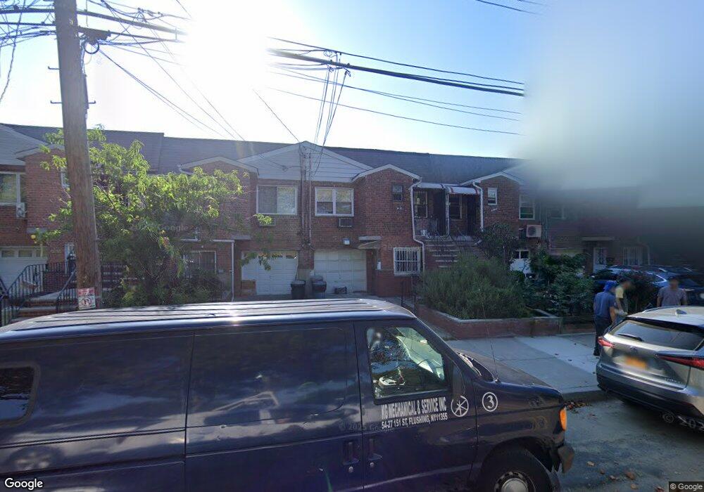 5425 151st St, Flushing, NY 11355 - photo 1