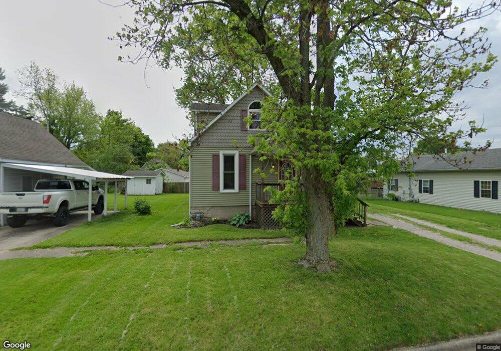 3229 Broadway Ave, Mattoon, IL 61938 - photo 1