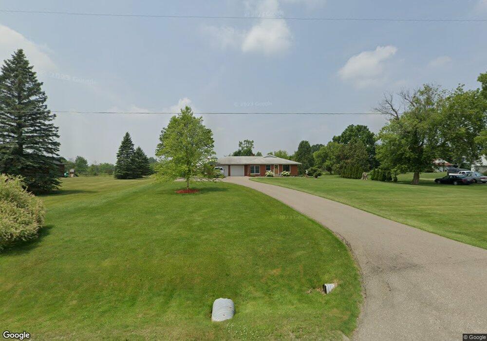 2247 N Baxter Rd, Davison, MI 48423 - photo 1