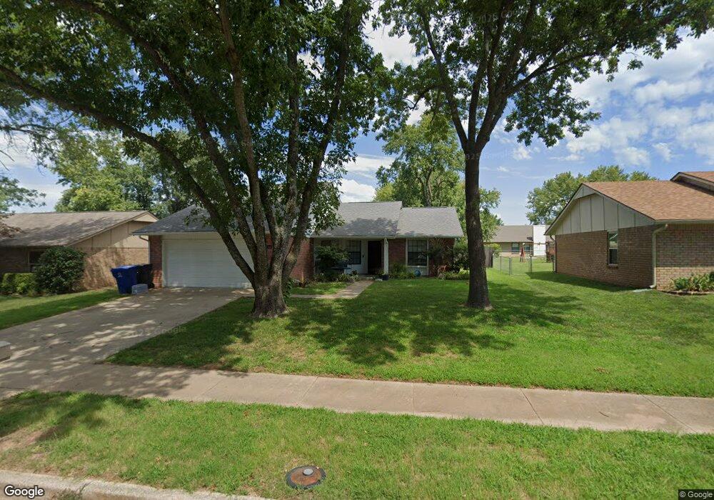 1302 W Birmingham Place, Broken Arrow, OK 74011 - photo 1