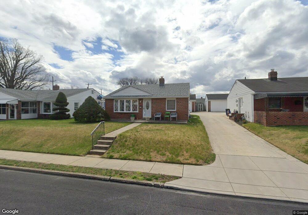 636 Glencroft Cir, Folcroft, PA 19032 - photo 1