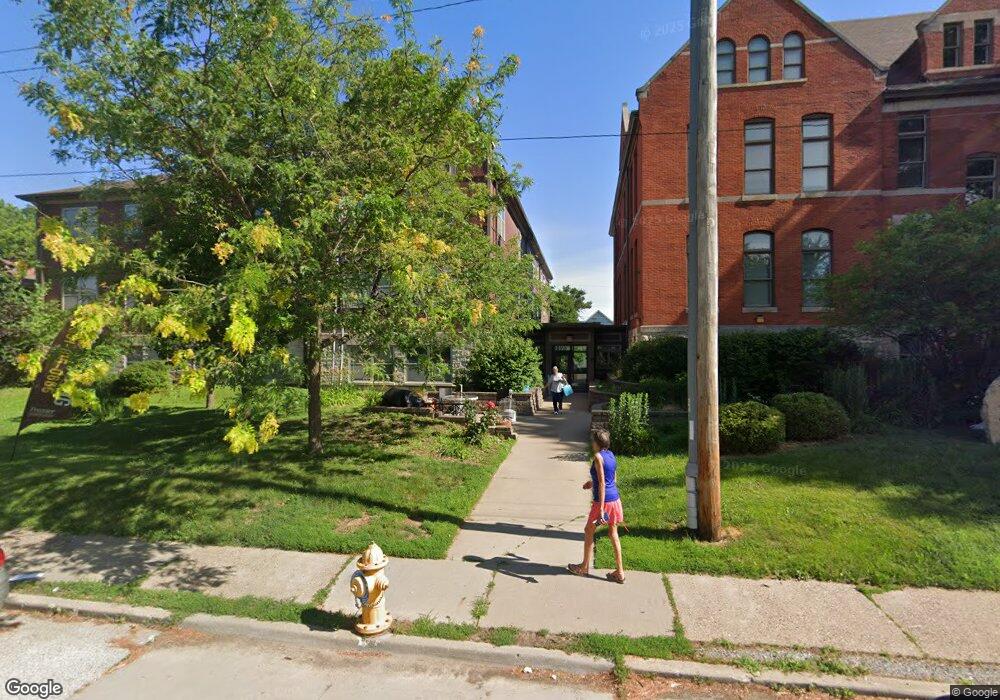 1424 W 16th St, Davenport, IA 52804 - photo 1