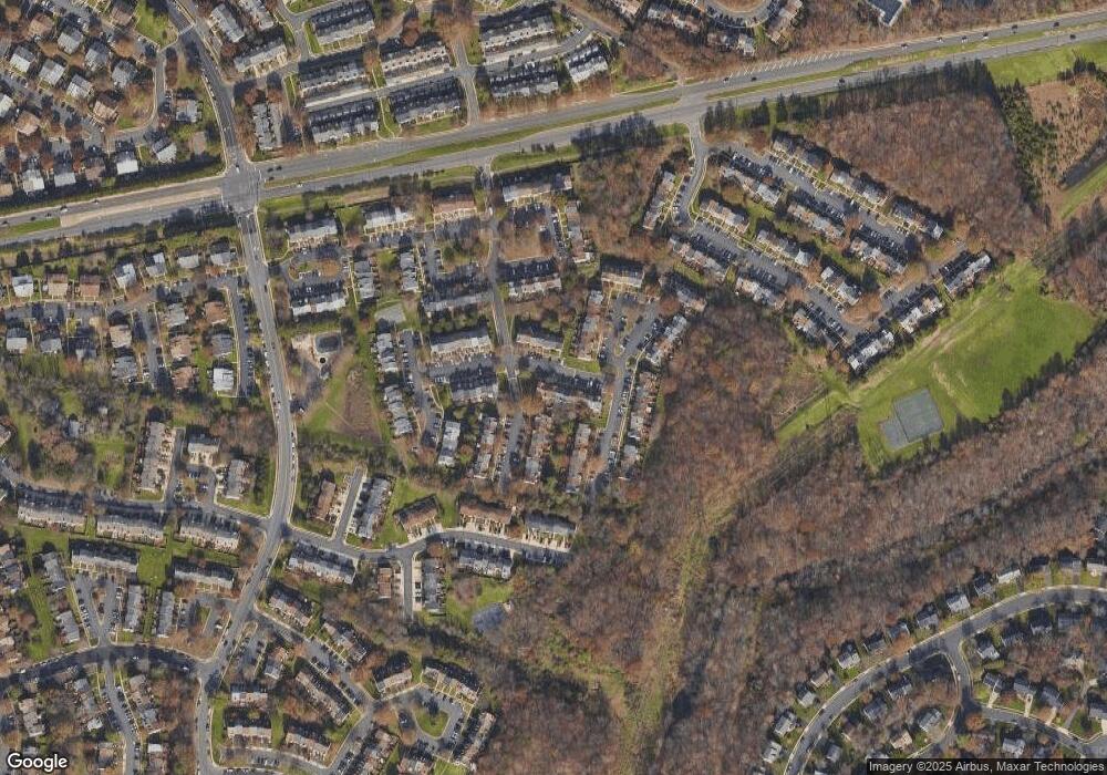 13995 Gunners Place, Centreville, VA 20121 - photo 1