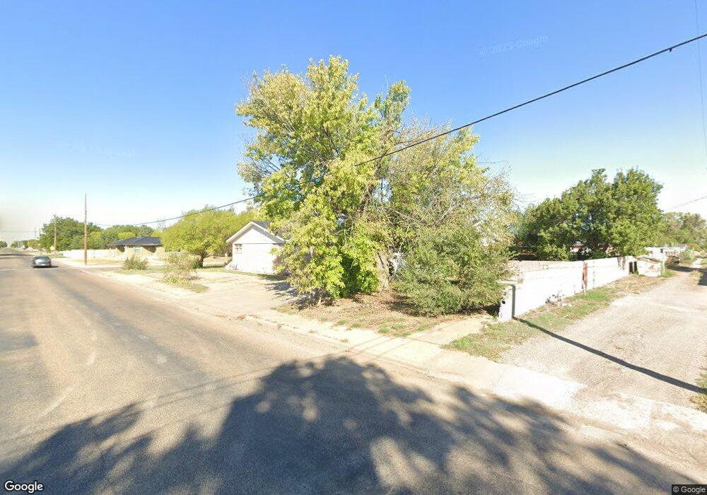 419 Powell Ave, Dumas, TX 79029 - photo 1