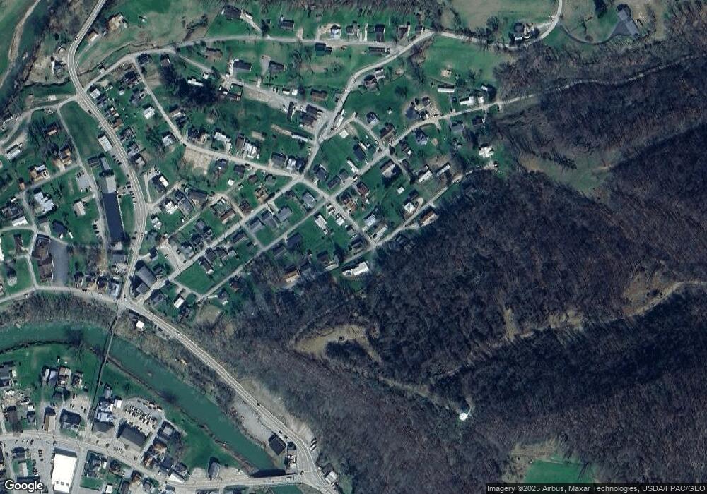 82 Wabash Ave, West Union, WV 26456 - photo 1