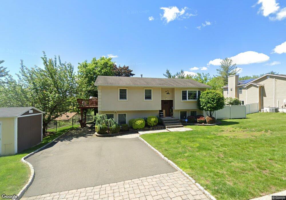 7 Youngstown Ct, Stony Point, NY 10980 - photo 1