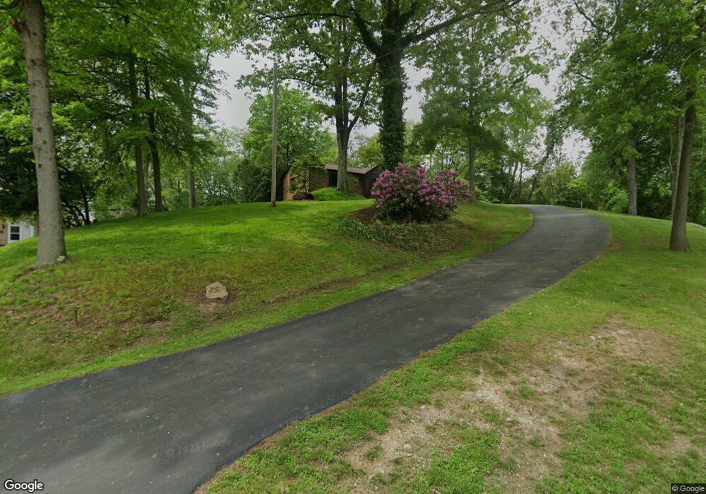 25 E Hillcrest Rd, Eighty Four, PA 15330 - photo 1