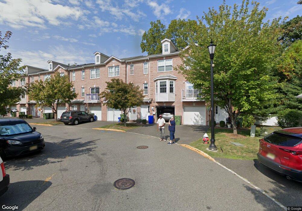 C6 Lily Ct, Roselle, NJ 07203 - photo 1