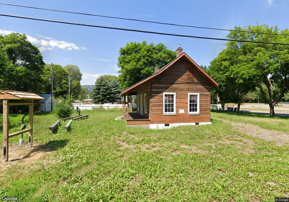 305 N 3rd St E, Chewelah, WA 99109 - photo 1