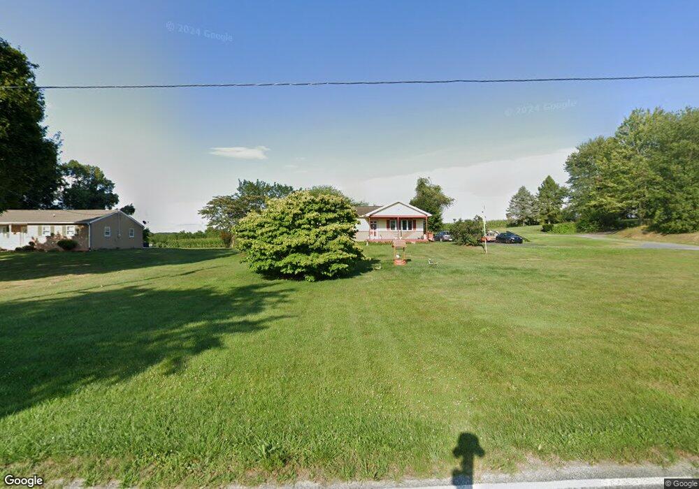 376 Chestnut Hill Rd unit 2, Hanover, PA 17331 - photo 1