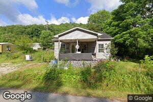 310 Logan Rd, Kincaid, WV 25119