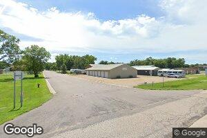 160 S 2nd St, Bird Island, MN 55310