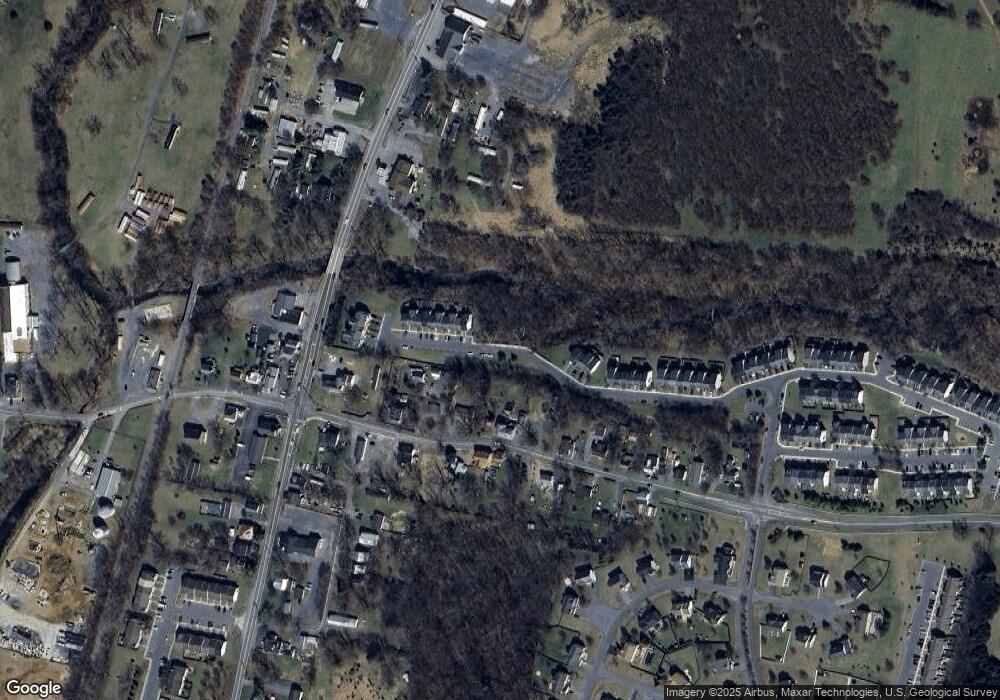 67 Scarboro Dr, Bunker Hill, WV 25413 - photo 1