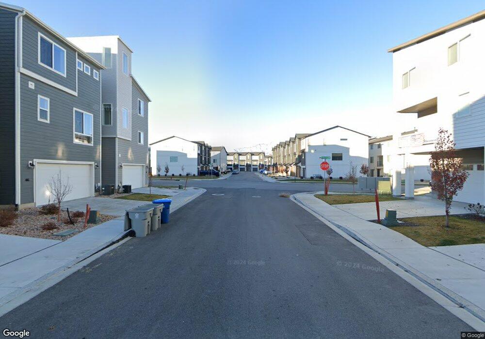 422 S 650 E unit 70, Highland, UT 84003 - photo 1