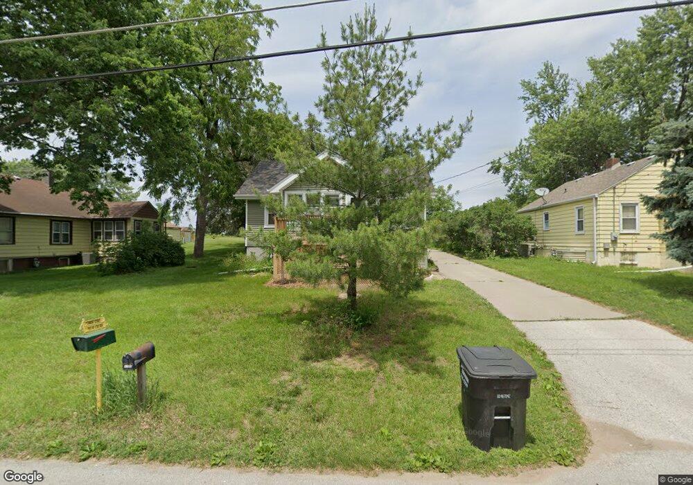 1160 NE 43rd Ave, Des Moines, IA 50313 - photo 1