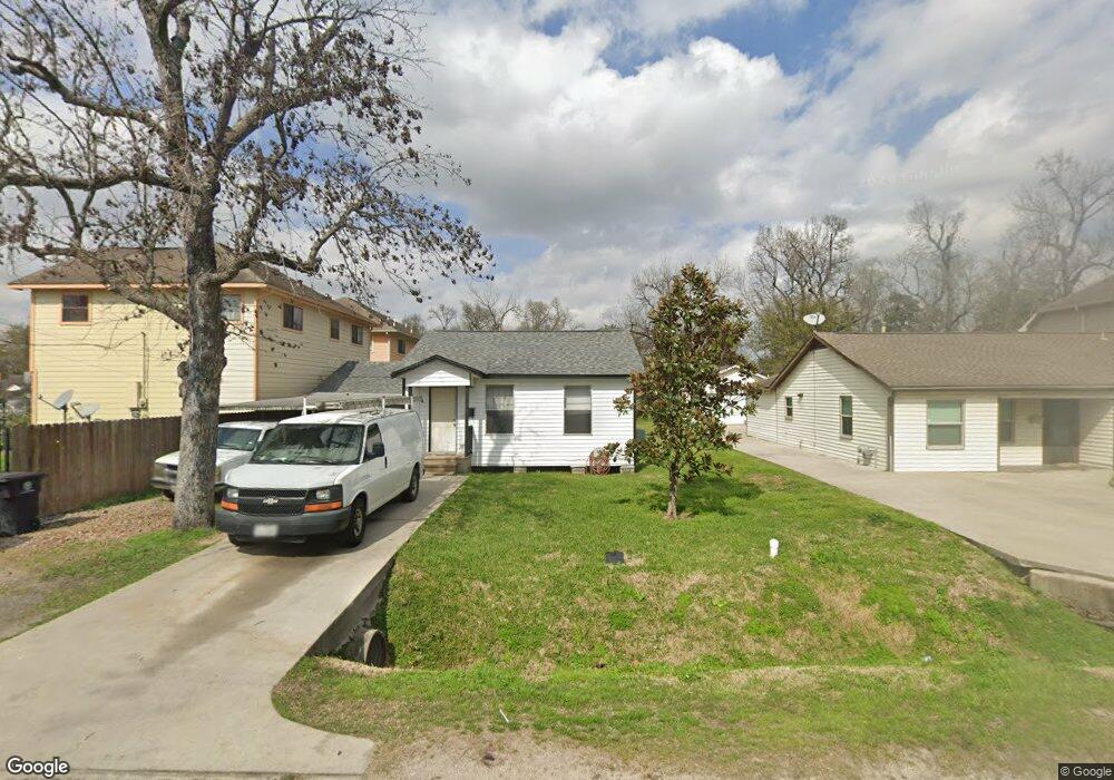 81 Fichter St, Houston, TX 77022 - photo 1