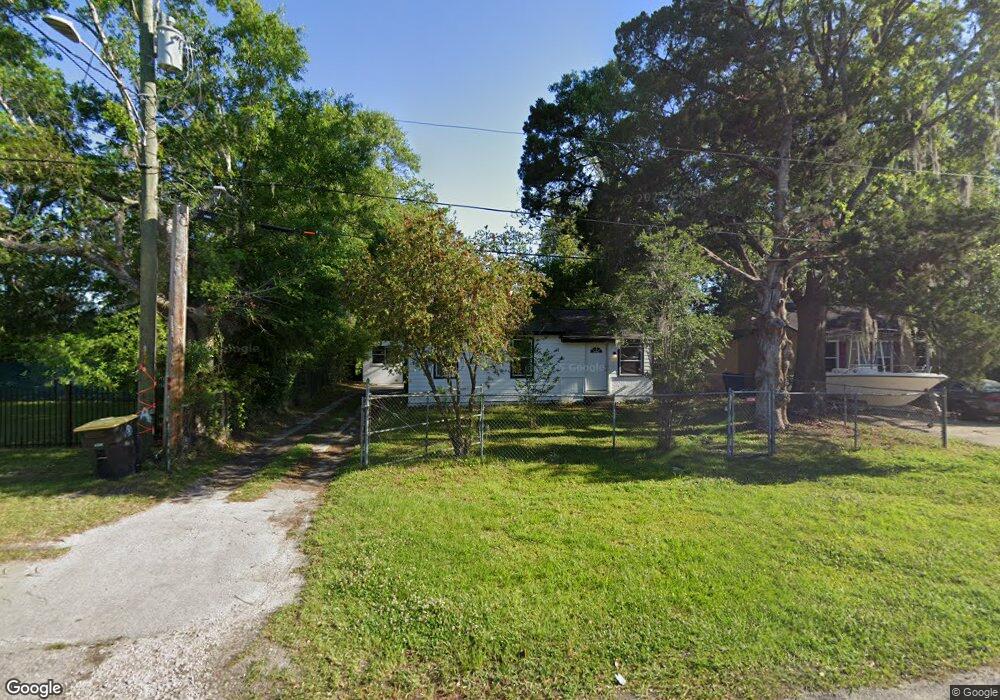 6135 Lynnwood Ave, Jacksonville, FL 32210 - photo 1