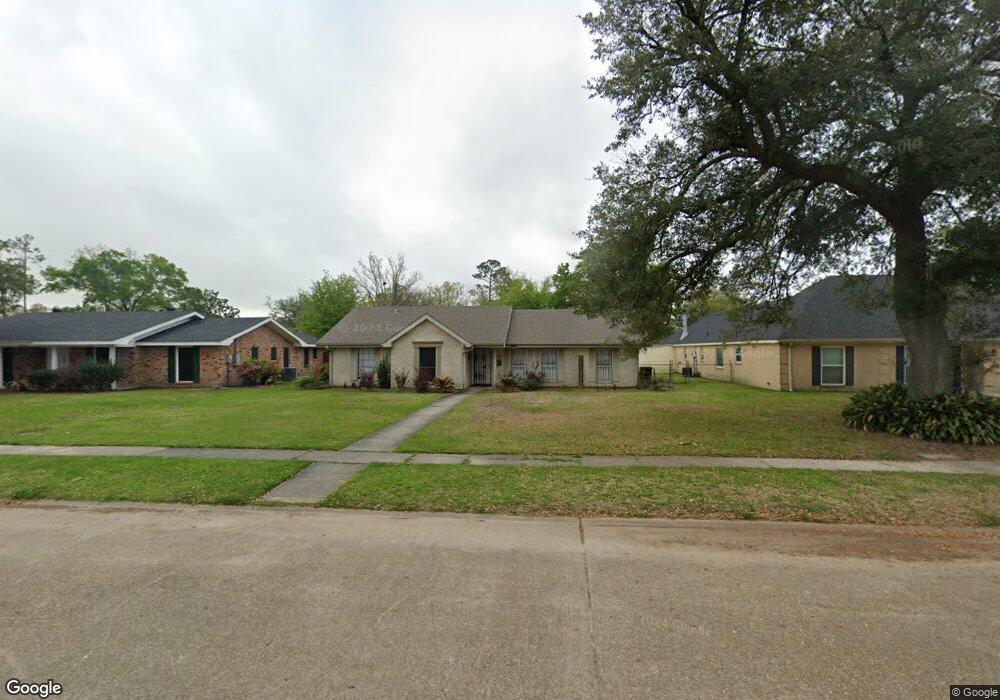 2304 20th St, Lake Charles, LA 70601 - photo 1