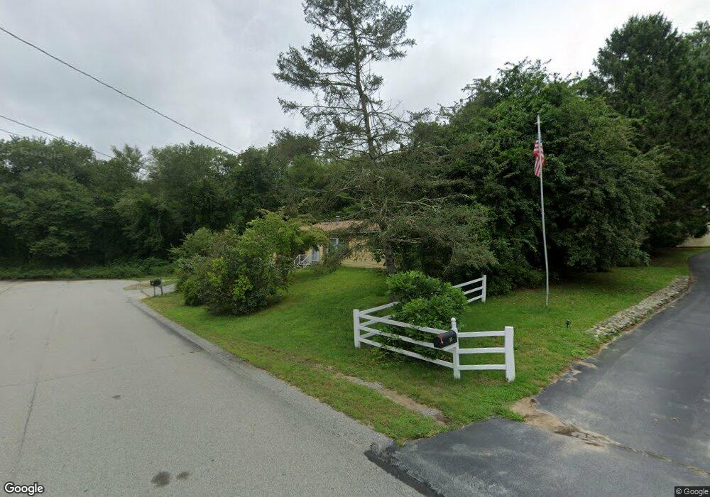 19 Primrose Ln, Westport, MA 02790 - photo 1