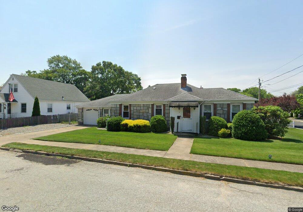 6 Sutton Place, Cranston, RI 02910 - photo 1