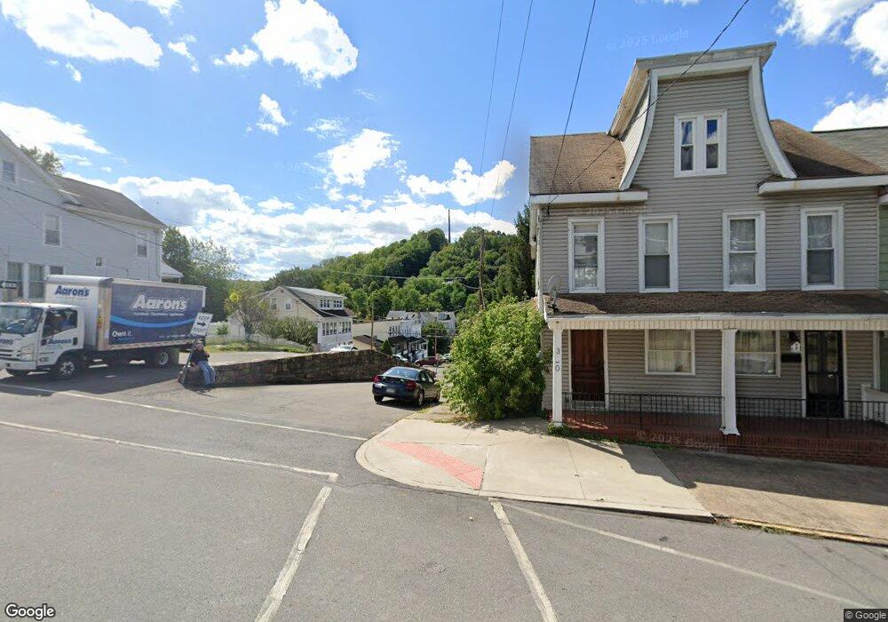 225 W Willow St, Shamokin, PA 17872 - photo 1