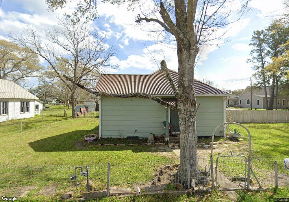 443 Leveridge St, East Bernard, TX 77435 - photo 1