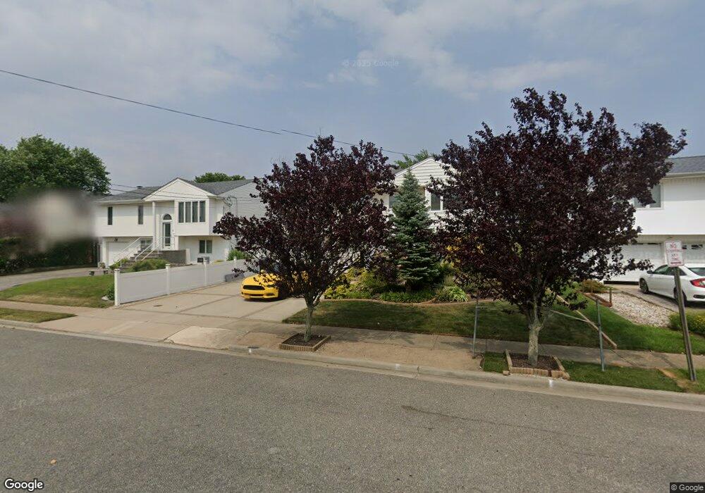 2629 Henry St, Merrick, NY 11566 - photo 1