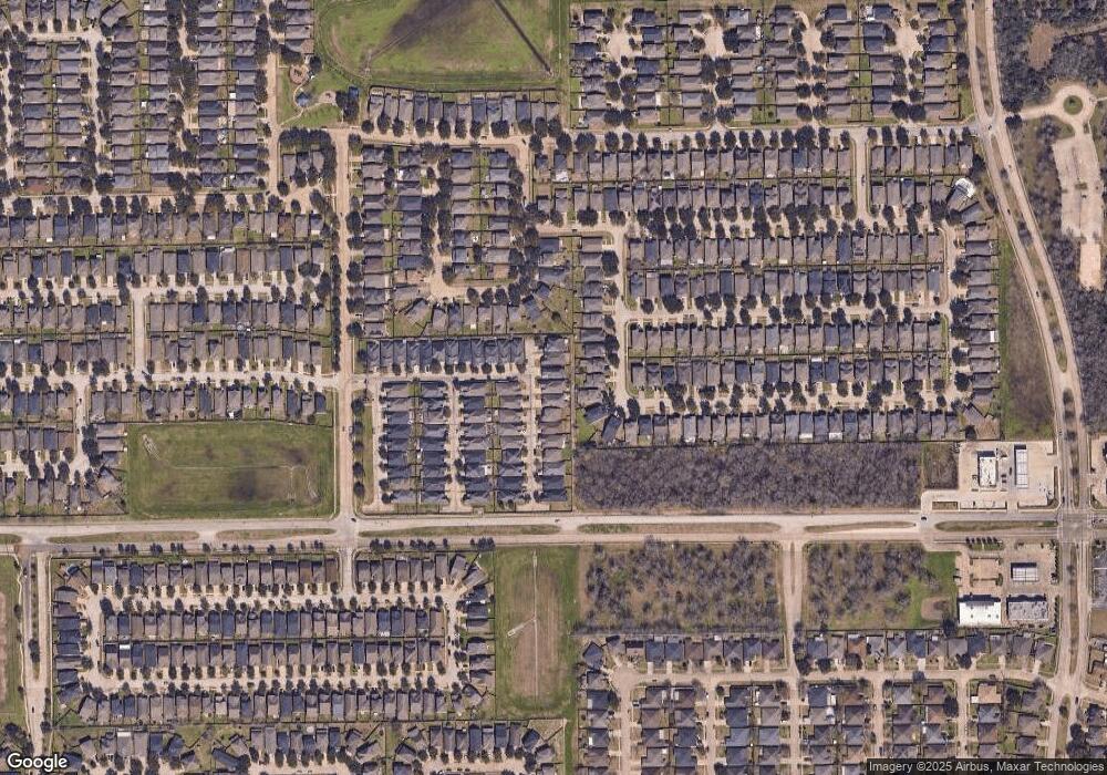 10515 Rustling Villas Ln, Houston, TX 77075 - photo 1