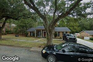 5558 Woodside Dr N, Mobile, AL 36608