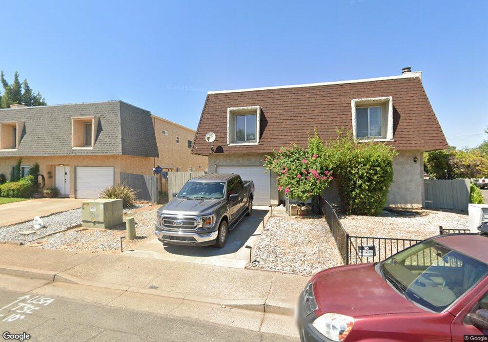 680 Saginaw St unit 7 /2nd floor, Redding, CA 96002 - photo 1