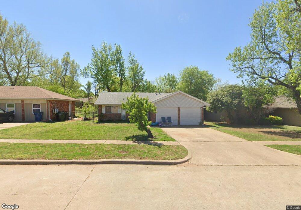 1008 Royal Way, Edmond, OK 73034 - photo 1