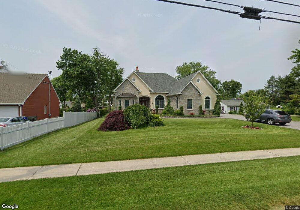 295 Two Rod Hwy, Wethersfield, CT 06109 - photo 1