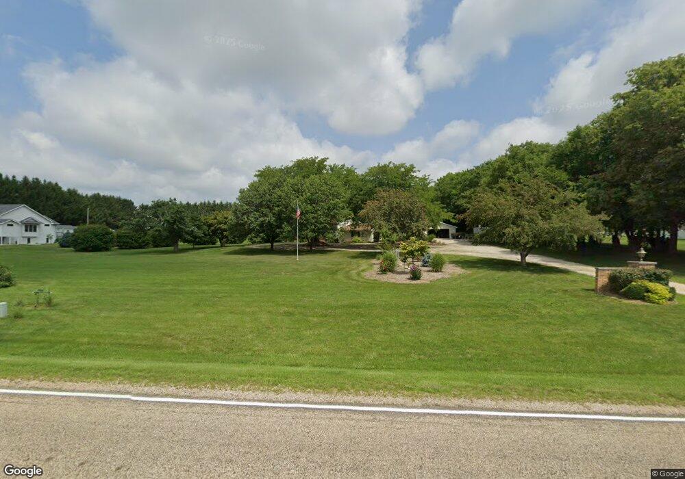 3917 E Rome Rd, Chillicothe, IL 61523 - photo 1