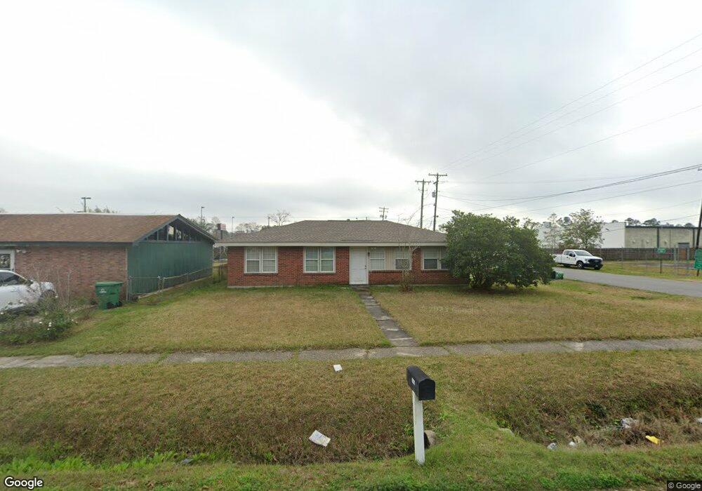 3098 Effie St, Slidell, LA 70458 - photo 1