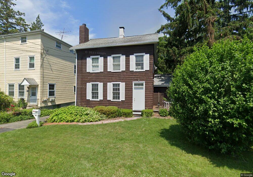 747 Boston Post Rd, Rye, NY 10580 - photo 1