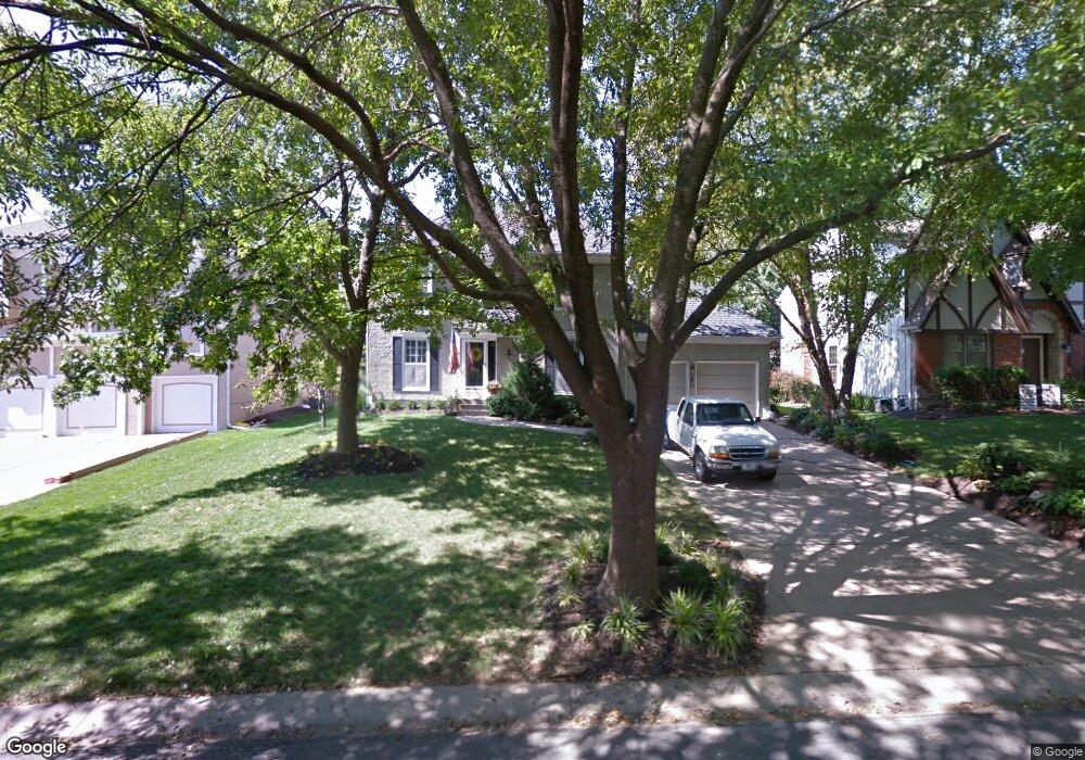 8122 Constance St, Lenexa, KS 66215 - photo 1