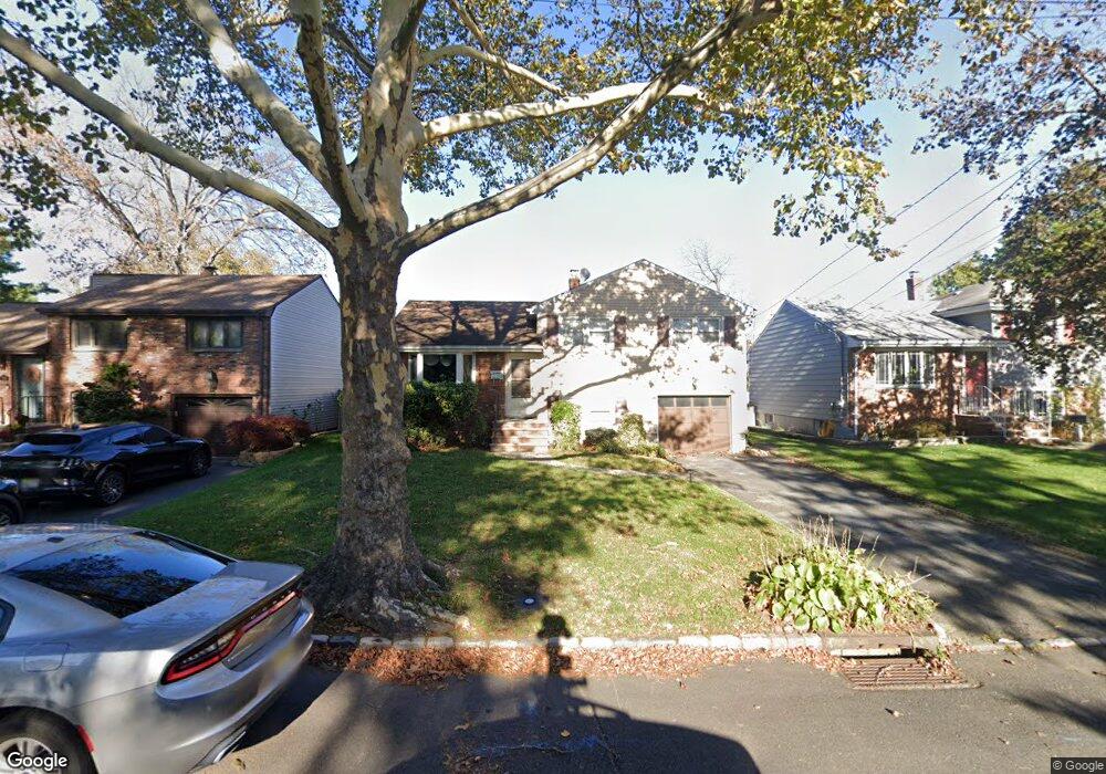 225 Elm Ct, Scotch Plains, NJ 07076 - photo 1