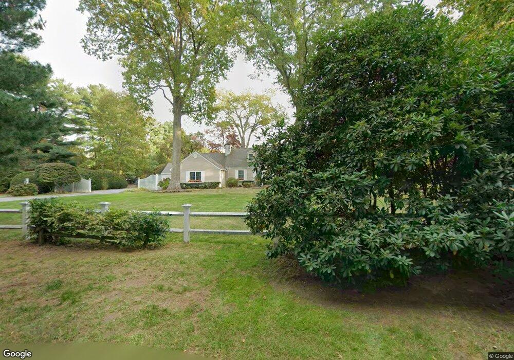 1 Meadowood Ln, Glen Head, NY 11545 - photo 1