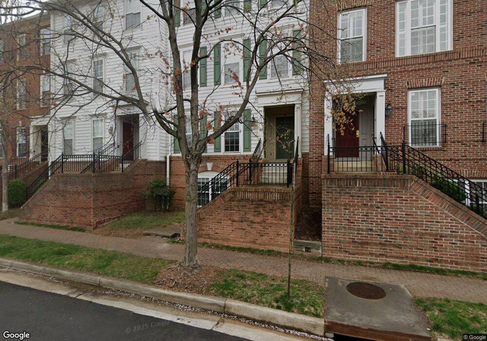 1603 Potomac Greens Dr unit B, Alexandria, VA 22314 - photo 1