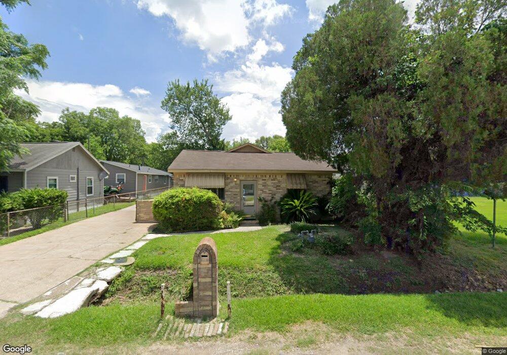 8110 Hezekiah Ln, Houston, TX 77088 - photo 1