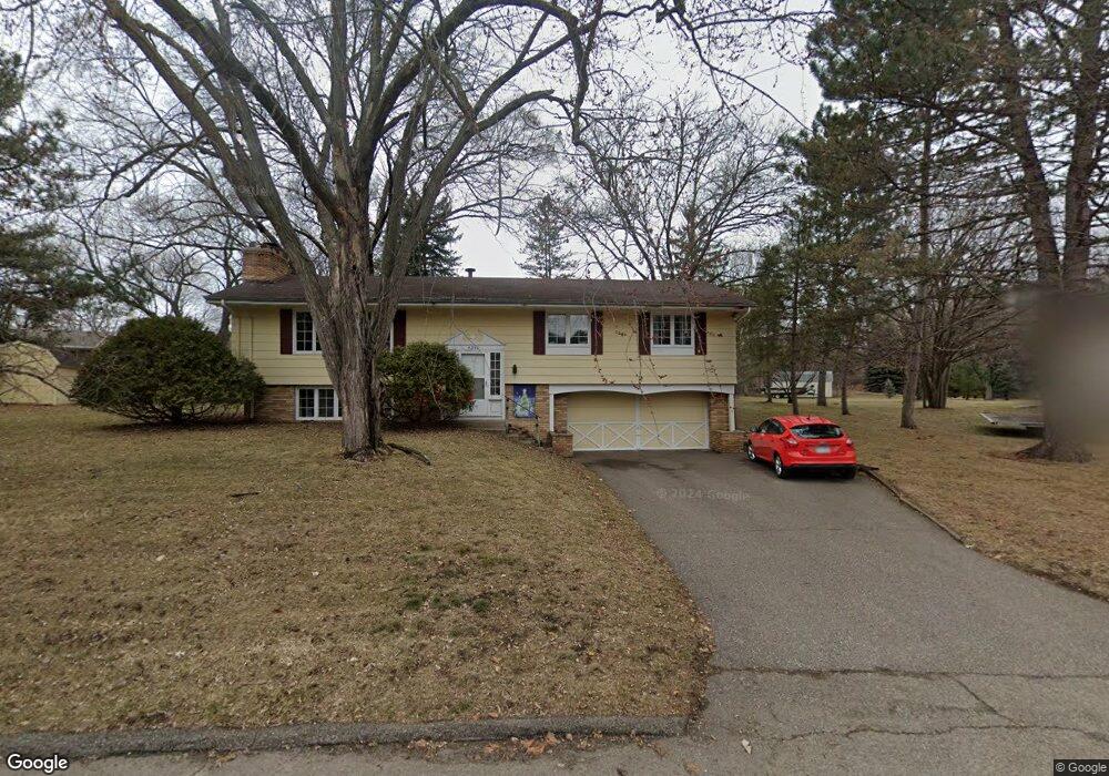 4230 Kings Dr, Minnetonka, MN 55345 - photo 1