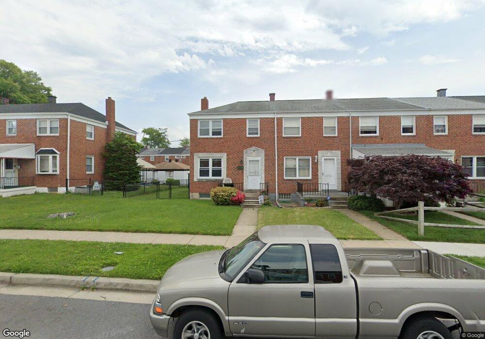 2130 Graythorn Rd, Middle River, MD 21220 - photo 1