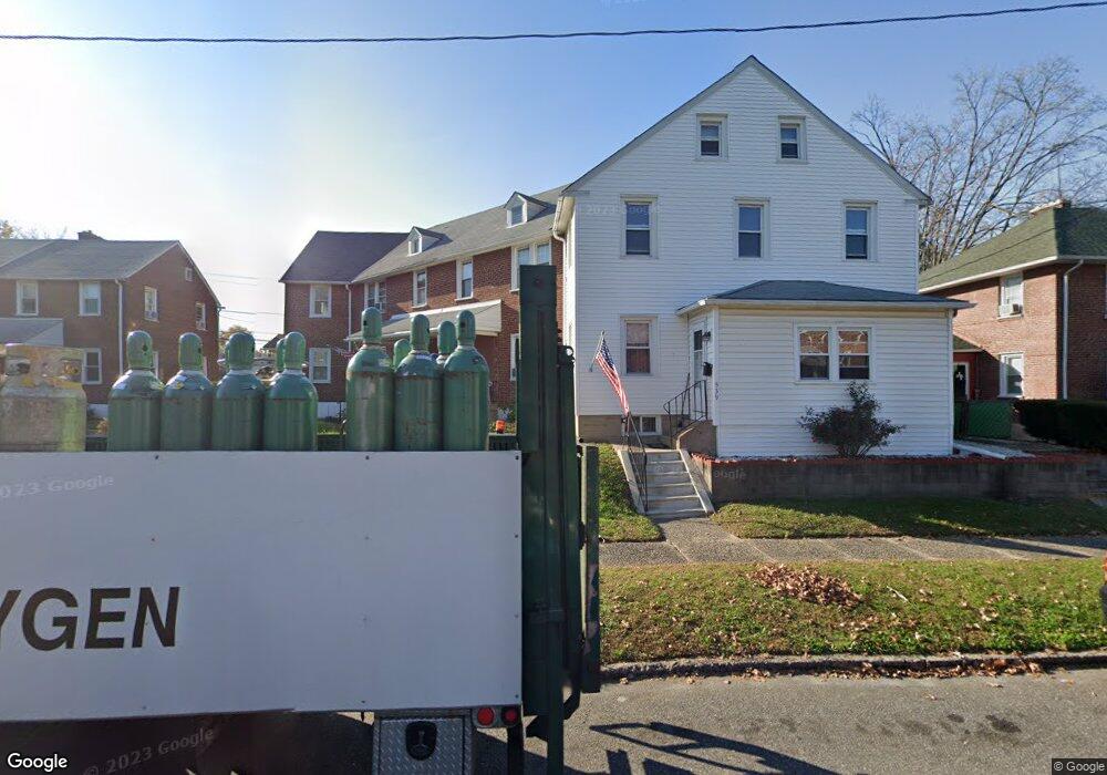 539 Jansen Ave, Essington, PA 19029 - photo 1