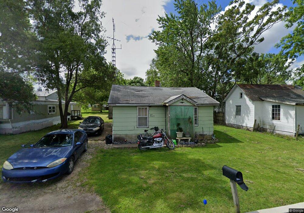 317 Piatt Ave, Mattoon, IL 61938 - photo 1