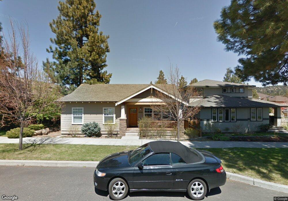 2608 NW Ordway Ave, Bend, OR 97701 - photo 1